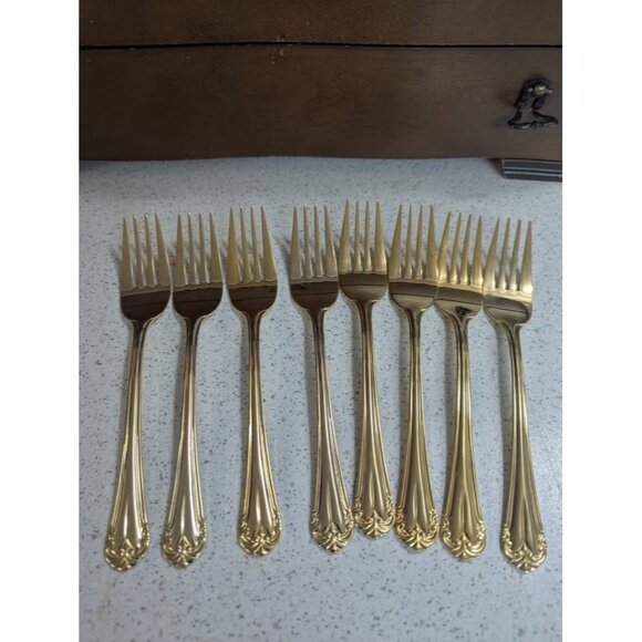 Hamilton Silversmith Gold Plated Cutlery - 40 piece place setting - Picture 5 of 10